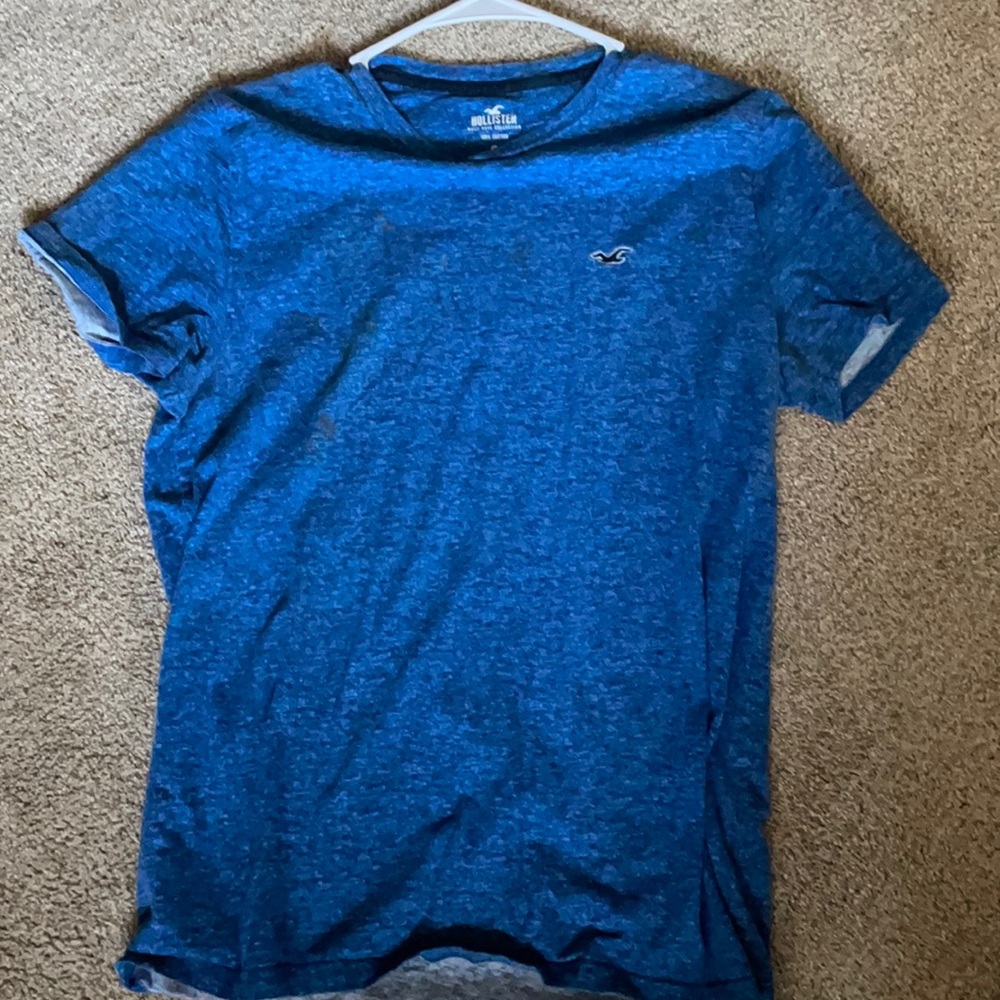 Blue Hollister logo tee, size medium